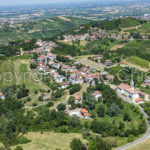 Riprese aeree del Comune di Castana Oltrepo Pavese in provincia di Pavia