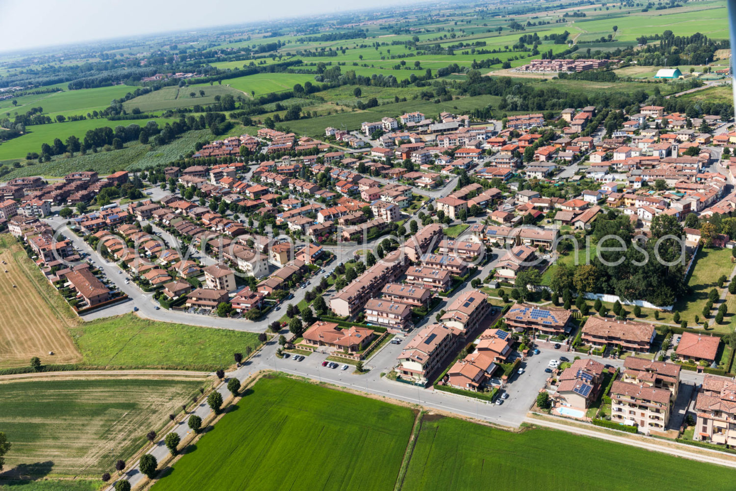 Riprese aeree Cura Carpignano foto e video con drone o aeroplano